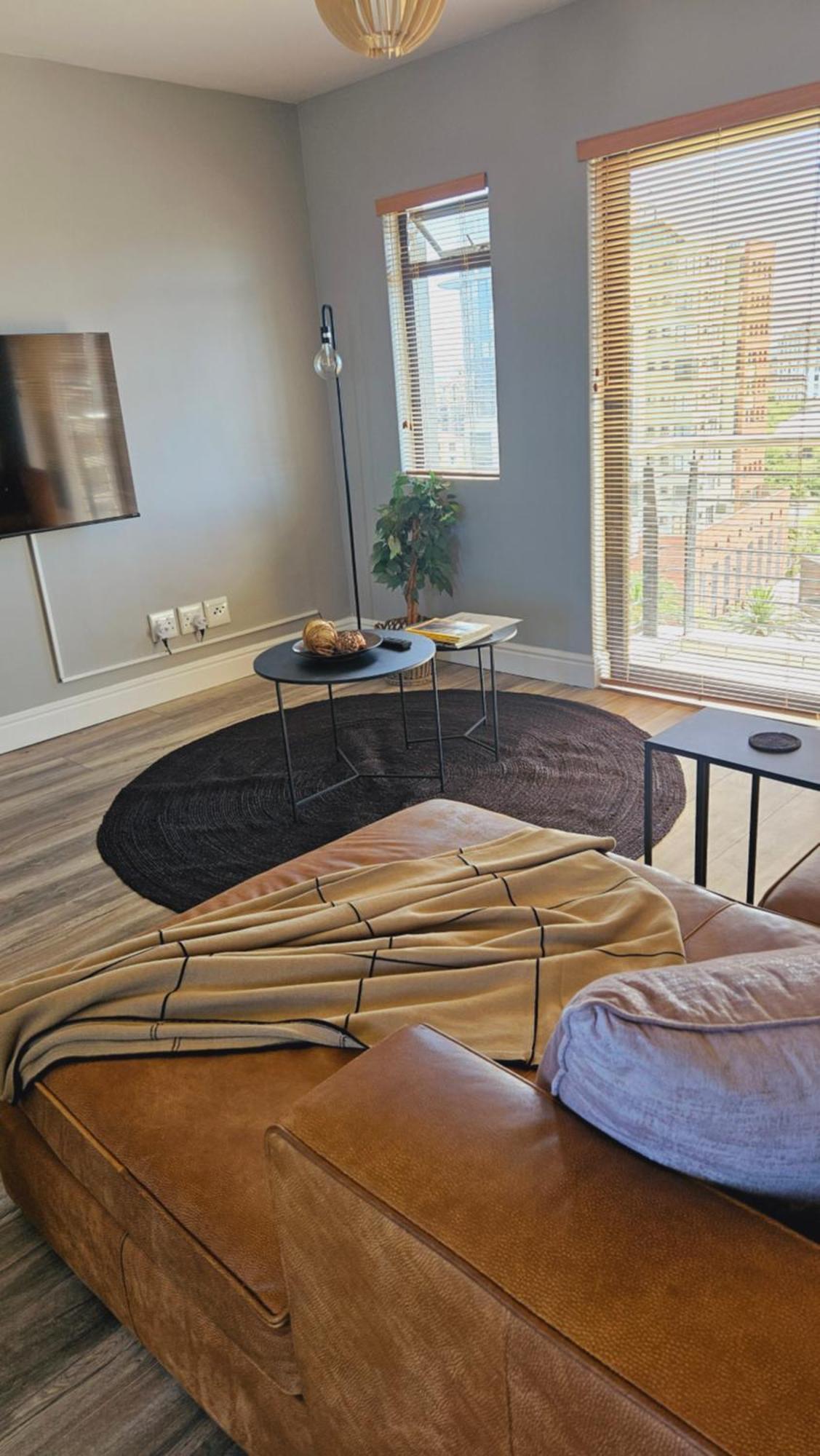 Ss Luxury Apartment