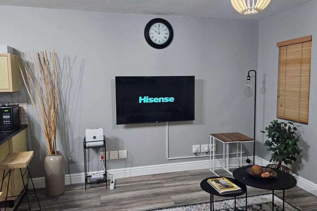 Ss Luxury Apartment